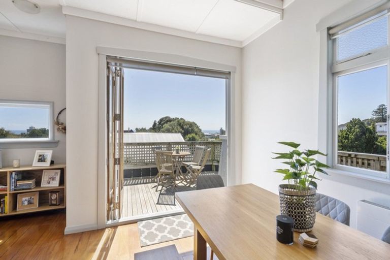 Photo of property in 101 Gover Street, New Plymouth, 4310