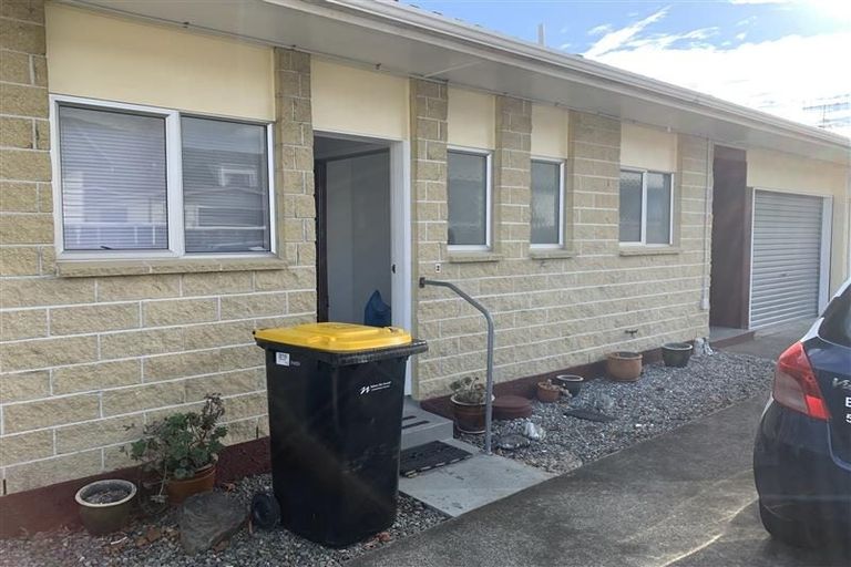 Photo of property in 2/15 Ranui Road, Stoke, Nelson, 7011
