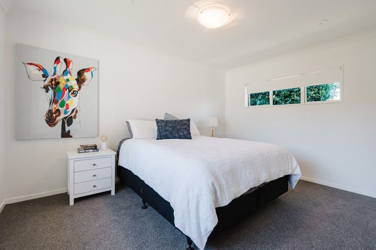 Photo of property in 18 Tironui Terrace, Western Heights, Hamilton, 3200