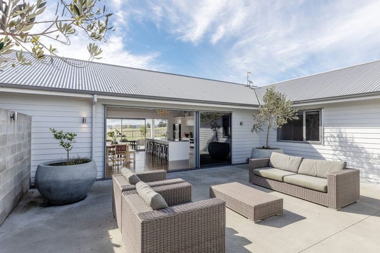 Photo of property in 470 Porangahau Road, Waipukurau, 4282