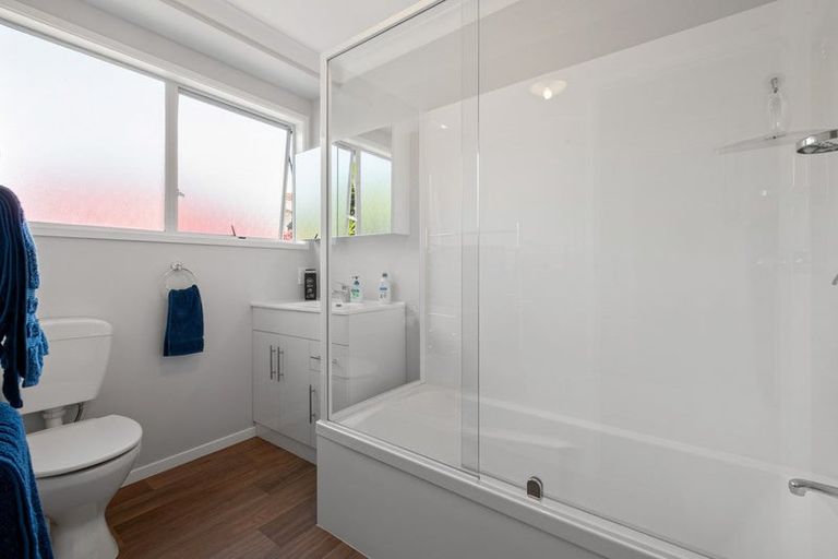 Photo of property in 4 Leaming Place, Clarks Beach, 2122