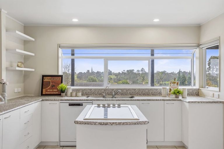 Photo of property in 16 Alec Craig Way, Gulf Harbour, Whangaparaoa, 0930