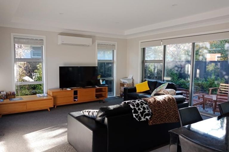 Photo of property in 79a Cambridge Terrace, Waterloo, Lower Hutt, 5011