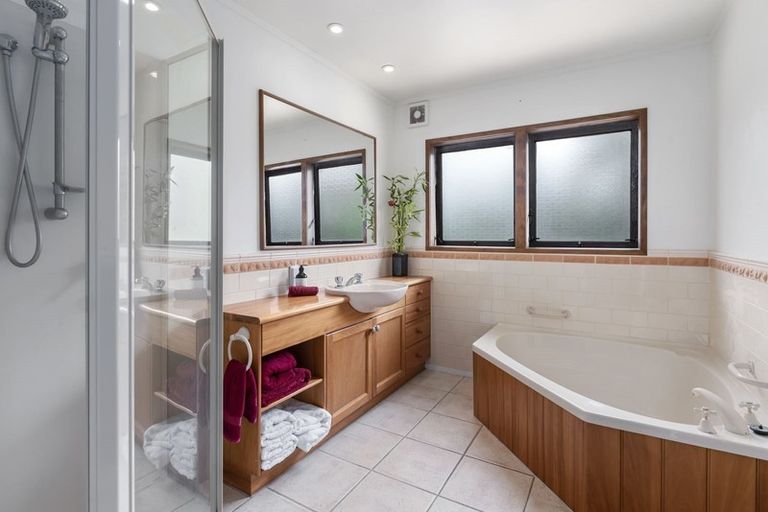 Photo of property in 22 Killarney Avenue, Torbay, Auckland, 0630