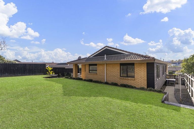 Photo of property in 11 Leicester Parade, Somerville, Auckland, 2014
