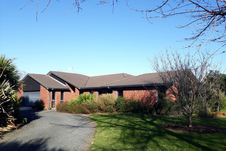 Photo of property in 33 Mangauika Road, Pirongia, Te Awamutu, 3876