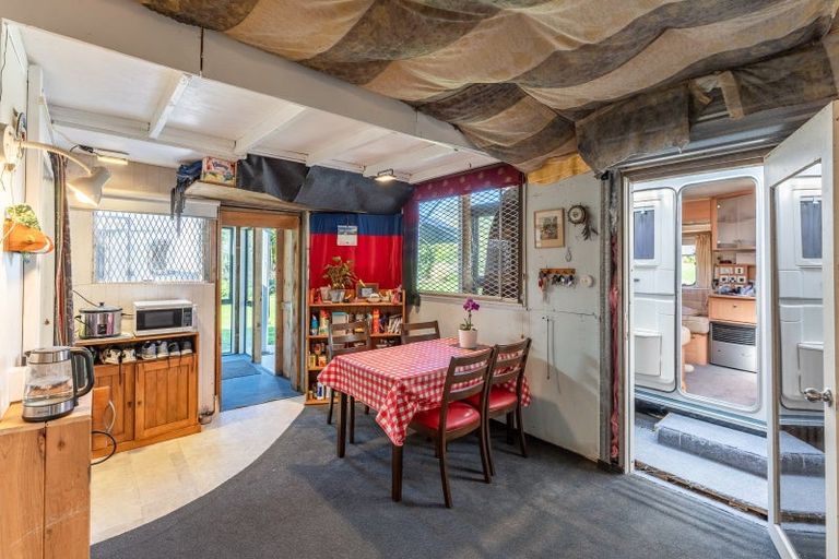 Photo of property in 30 Wi Pere Street, Manakau, Levin, 5573