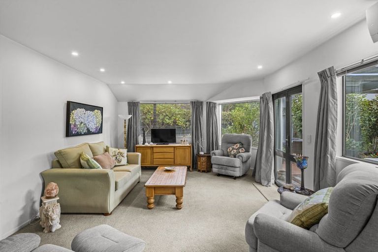 Photo of property in 6b Saint Leonards Square, Sumner, Christchurch, 8081