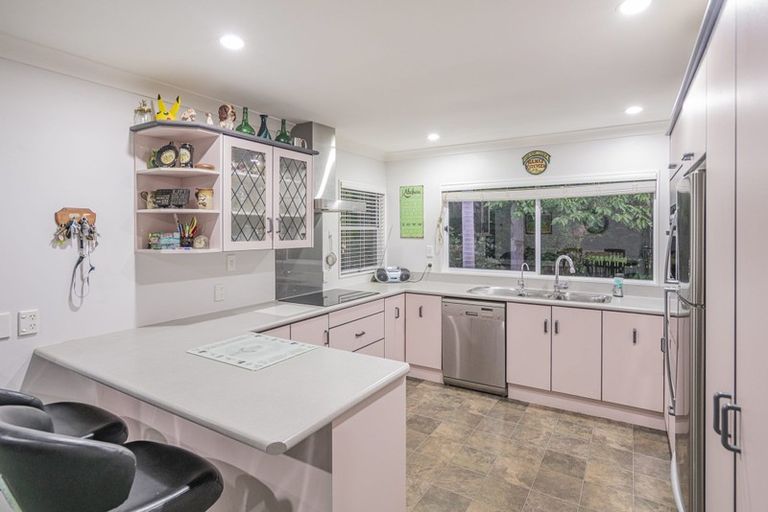 Photo of property in 12 Marina Way, Athenree, Katikati, 3177