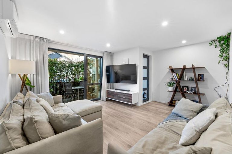 Photo of property in 12 Autumn Blaze Street, Hobsonville, Auckland, 0616