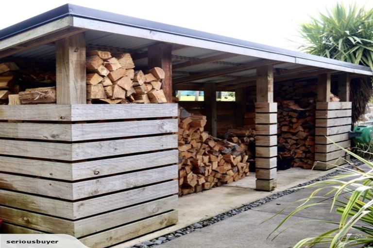 Photo of property in 7c Pipitea Place, Whalers Gate, New Plymouth, 4310