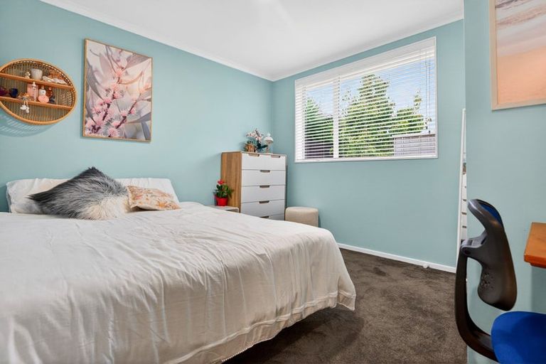 Photo of property in 31 Magnolia Drive, Waiuku, 2123