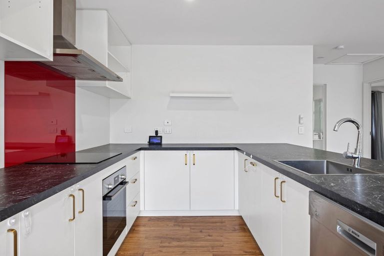 Photo of property in 393c Linwood Avenue, Bromley, Christchurch, 8062