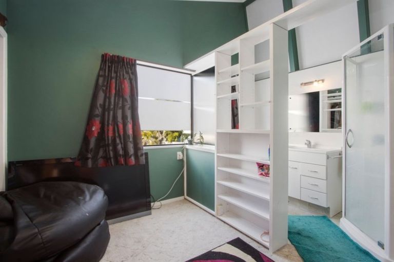 Photo of property in 15 Kaharoa Avenue, Omokoroa, 3114