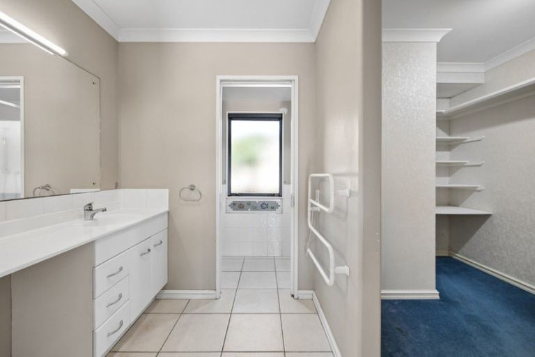Photo of property in 44 Santa Barbara Drive, Papamoa Beach, Papamoa, 3118