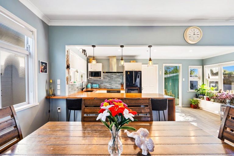 Photo of property in 144 Nelson Crescent, Napier South, Napier, 4110