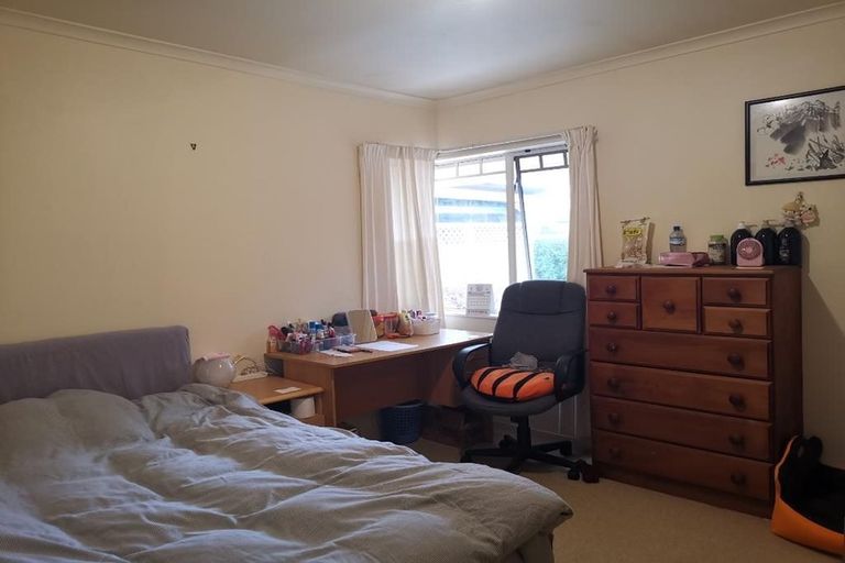 Photo of property in 14 Checkerberry Court, Henderson, Auckland, 0612