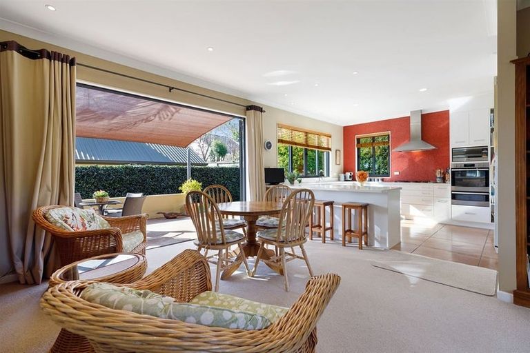 Photo of property in 8 Sissinghurst Court, Bethlehem, Tauranga, 3110