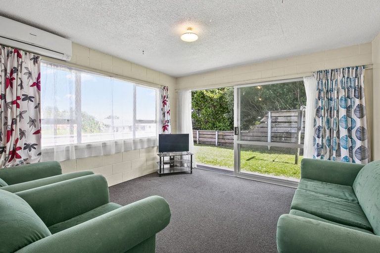 Photo of property in 1/124 Ngamotu Road, Spotswood, New Plymouth, 4310