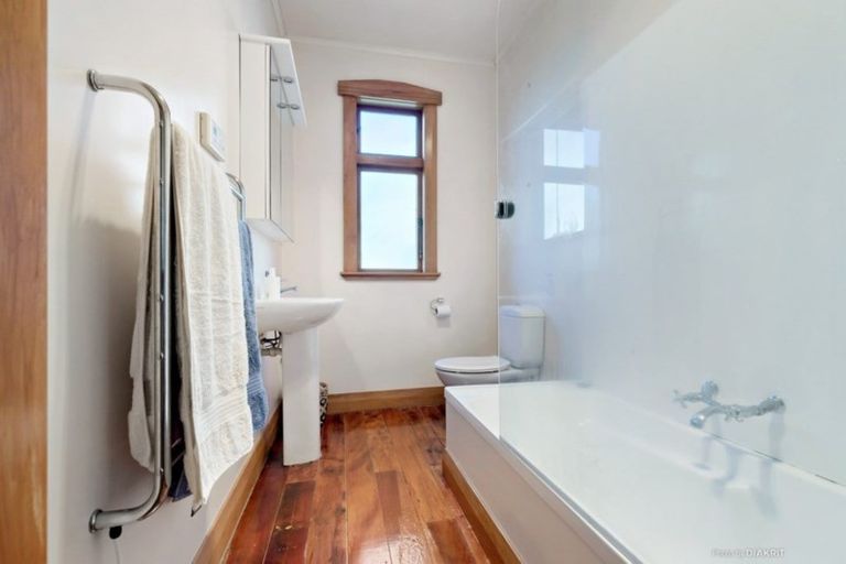 Photo of property in 63 Rhine Street, Island Bay, Wellington, 6023