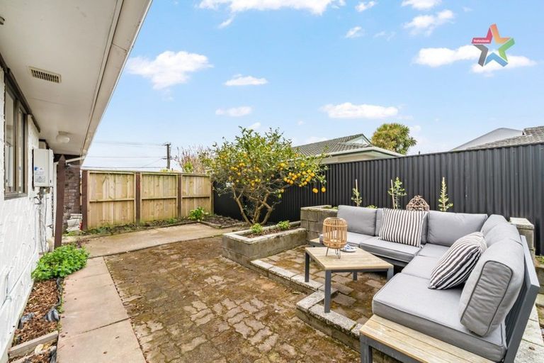 Photo of property in 2/45 Whites Line West, Woburn, Lower Hutt, 5010