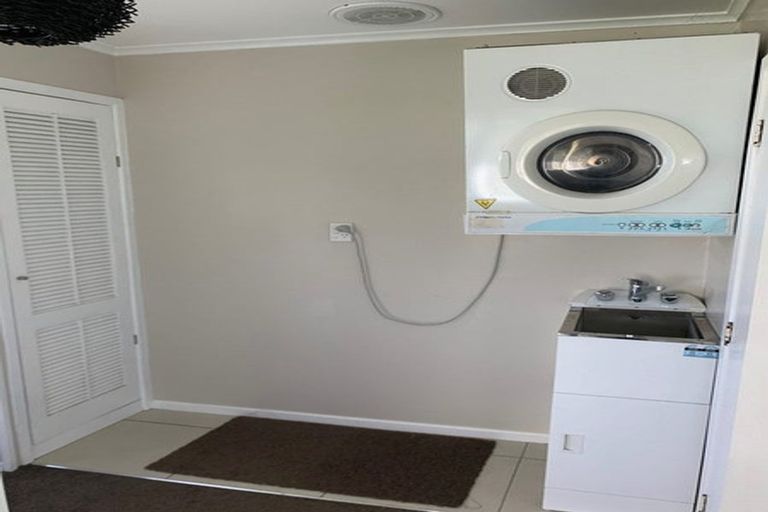 Photo of property in 400 Paremoremo Road, Paremoremo, Auckland, 0632