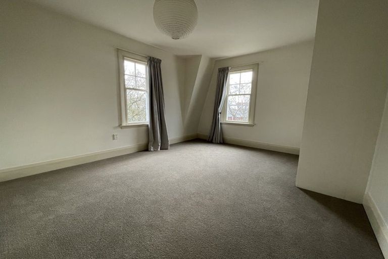 Photo of property in 30a Saint Albans Street, Bradford, Dunedin, 9011