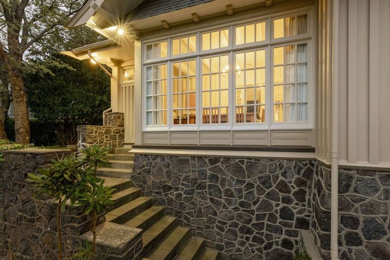 Photo of property in 15 Crichton Terrace, Cashmere, Christchurch, 8022