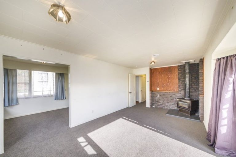 Photo of property in 91 Bridge Street, Bulls, 4818