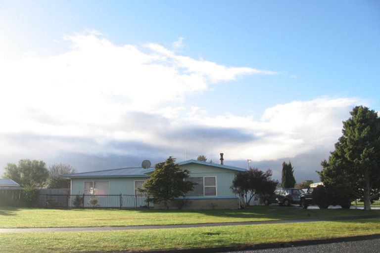 Photo of property in 8 Livingstone Road, Flaxmere, Hastings, 4120