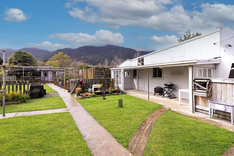 Photo of property in 44 Stirling Street, Te Aroha, 3320