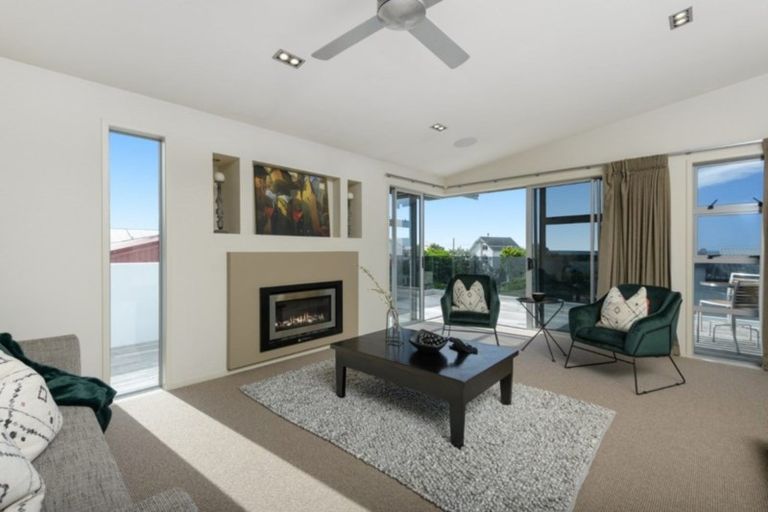 Photo of property in 1026b Papamoa Beach Road, Papamoa Beach, Papamoa, 3118