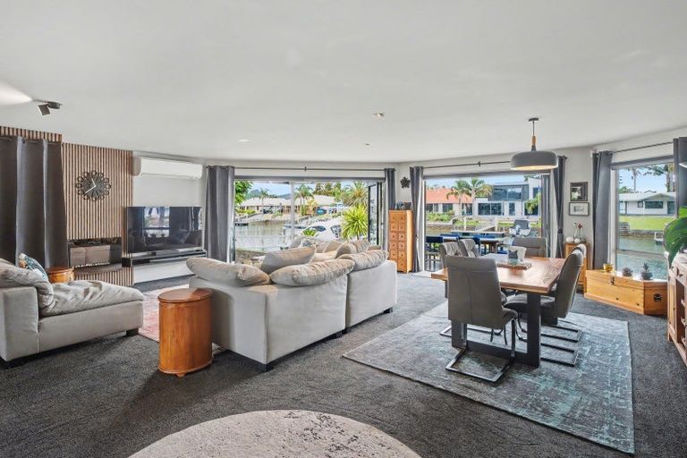 Photo of property in 124 Motu Grande, Pauanui, Hikuai, 3579