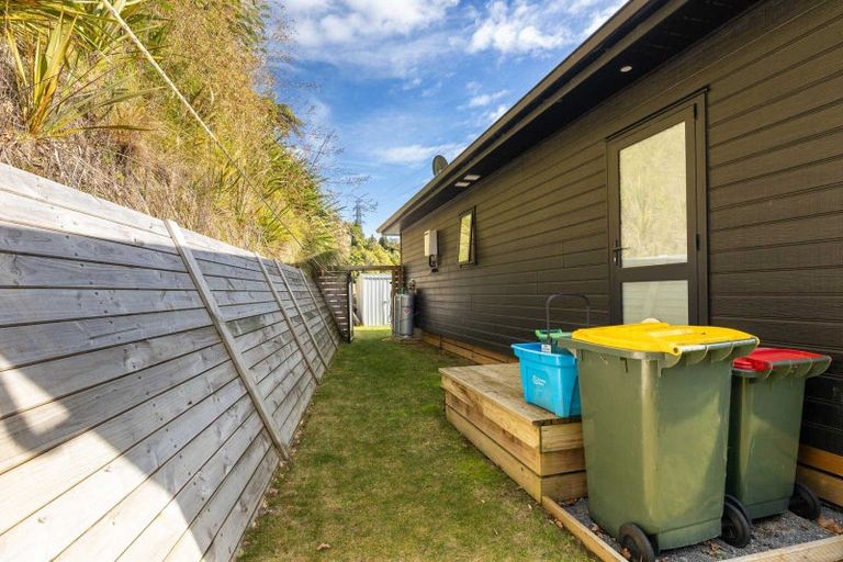 Photo of property in 23d Heta Road, Highlands Park, New Plymouth, 4312