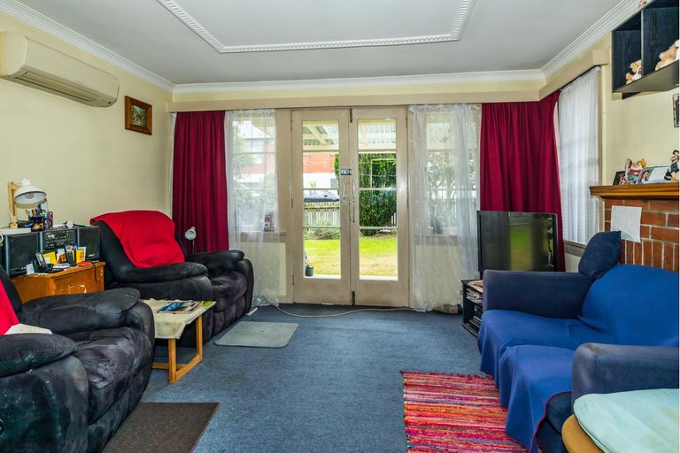 Photo of property in 2 Cameron Street, Seaview, Timaru, 7910