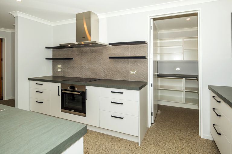 Photo of property in 25 Lazarette Loop, Gleniti, Timaru, 7910