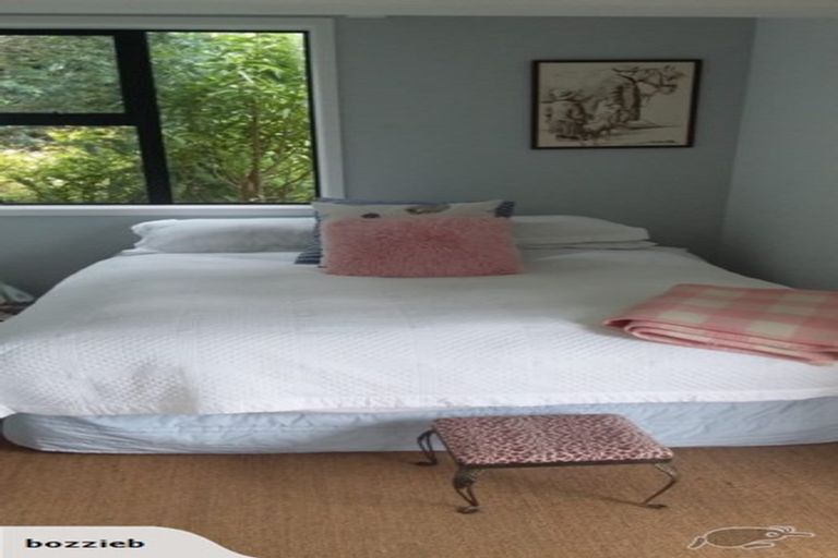 Photo of property in 21 Bayview Road, Charteris Bay, Lyttelton, 8971