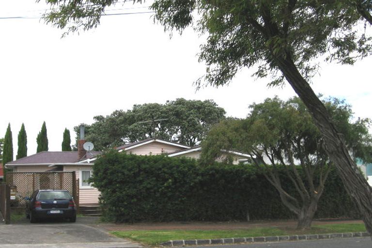 Photo of property in 22 St Michaels Avenue, Point Chevalier, Auckland, 1022