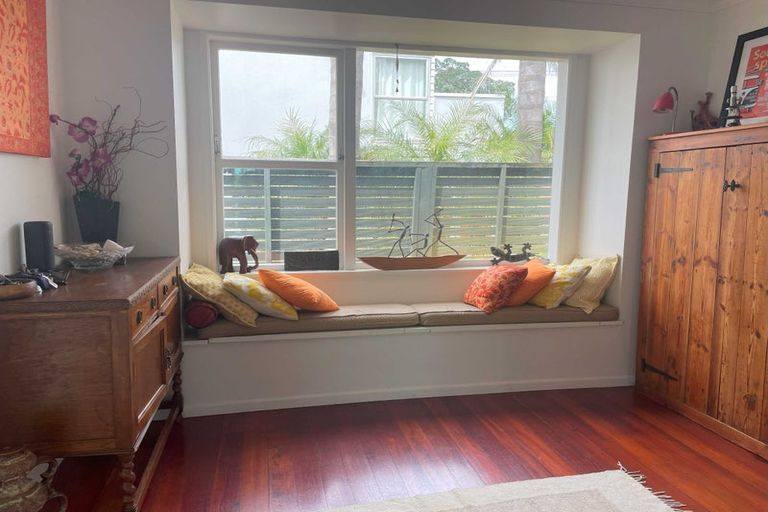 Photo of property in 2/28 Bayswater Avenue, Bayswater, Auckland, 0622