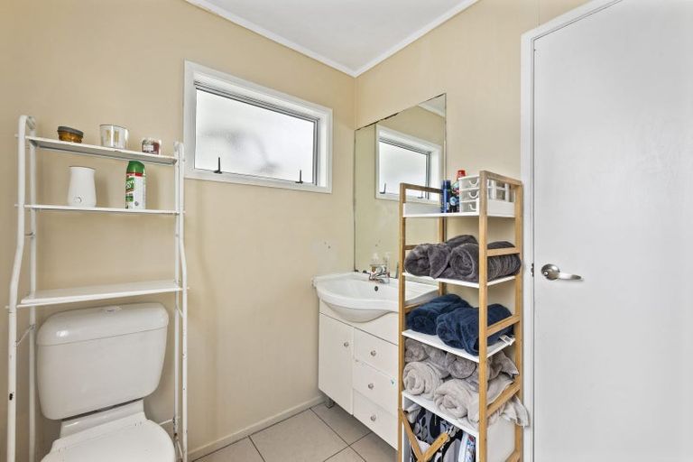 Photo of property in 11 Steven Street, Mangere East, Auckland, 2024