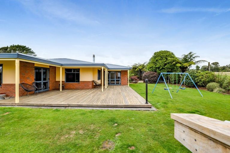 Photo of property in 1758 Mountain Road, Inglewood, 4386