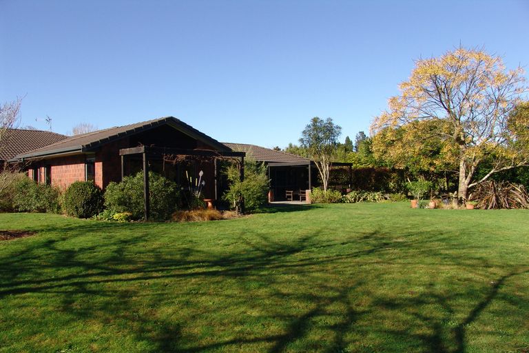 Photo of property in 33 Mangauika Road, Pirongia, Te Awamutu, 3876