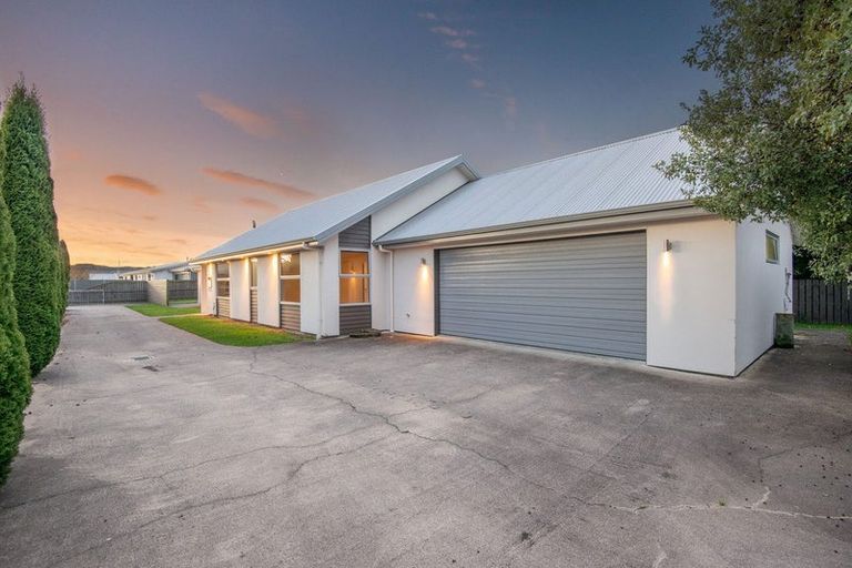 Photo of property in 10 William James Close, Mosgiel, 9024