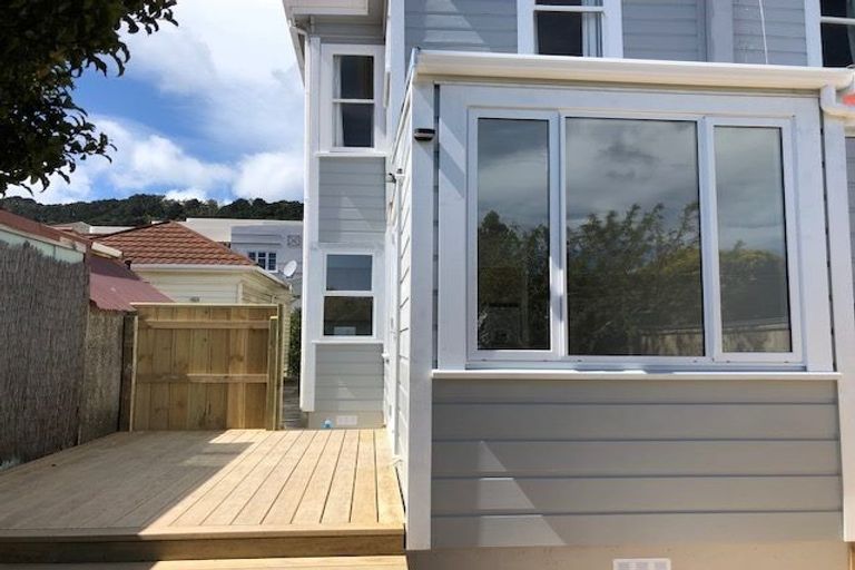 Photo of property in 136 Brougham Street, Mount Victoria, Wellington, 6011