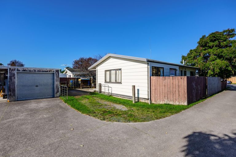 Photo of property in 1/38 Station Road, Takanini, 2112
