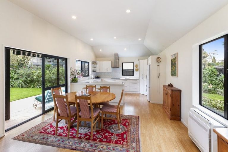 Photo of property in 1/94 Innes Road, St Albans, Christchurch, 8052