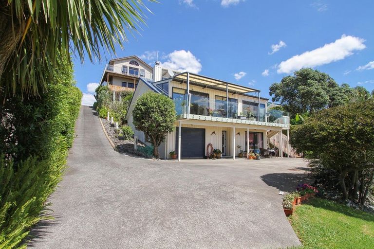 Photo of property in 26 Crispe Road, Clarks Beach, 2122