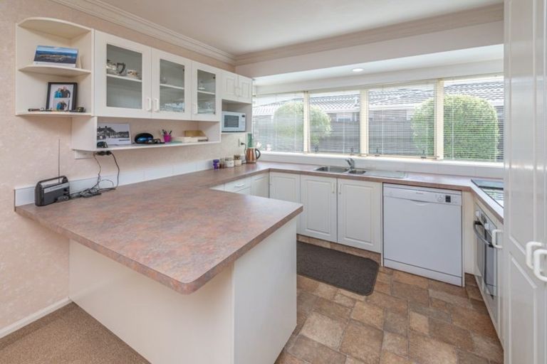 Photo of property in 30 Kakaho Drive, Tawhero, Whanganui, 4501