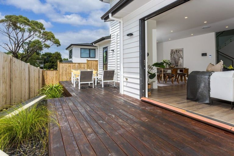 Photo of property in 55a Watea Road, Torbay, Auckland, 0630