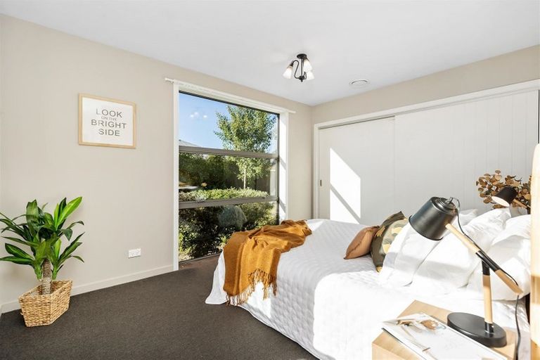 Photo of property in 12 Mystery Grove, Lake Hayes, Queenstown, 9304